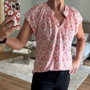 Bobeau red and white shirt sleeve blouse. Never worn! Size M.